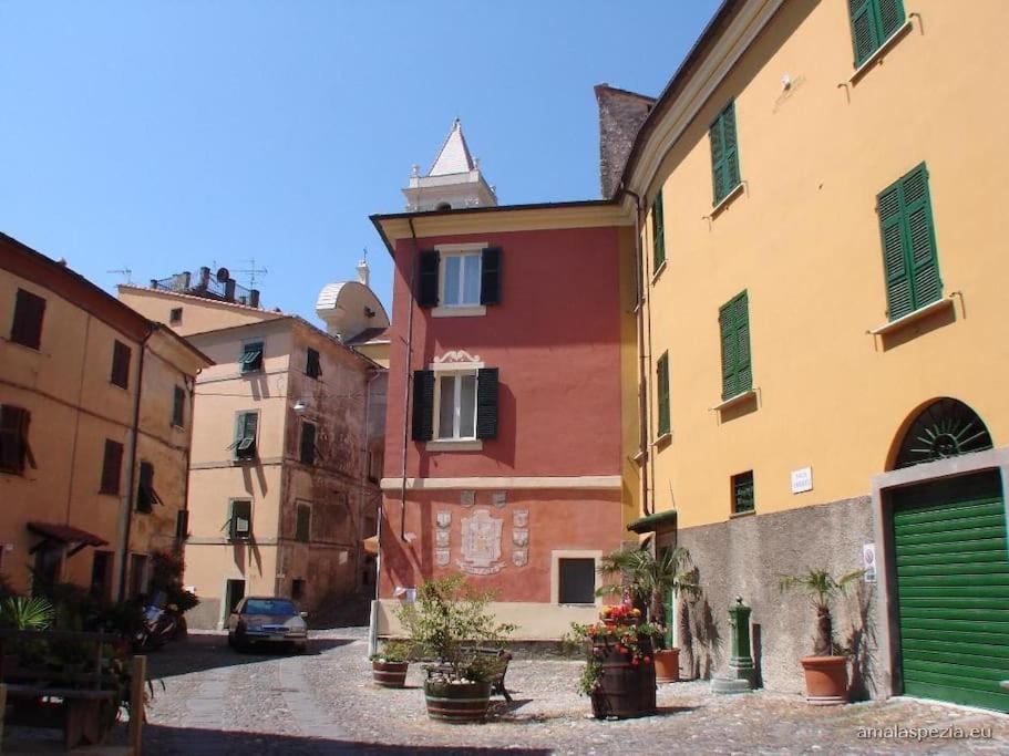 Vezzhouse Villa Vezzano Ligure Luaran gambar
